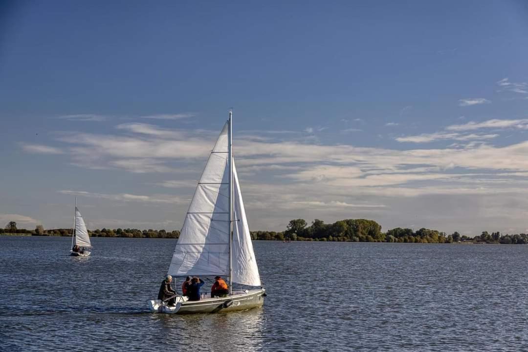 Seeliebe, 300 Meter Zum Wasser, Mit Terrasse Und Garten Lembruch Extérieur photo